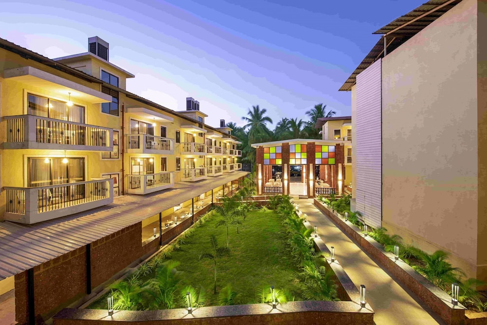 Sea Breeze Sarovar Portico Varca Goa