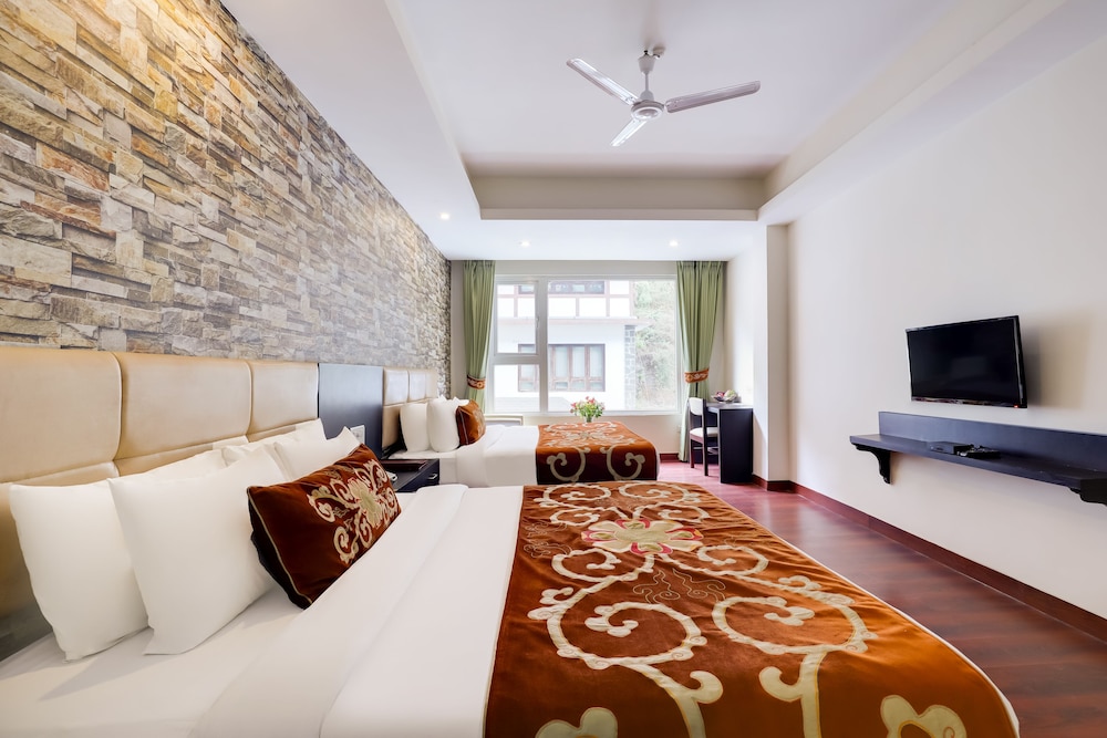 The Fern Denzong Hotel & Spa Gangtok
