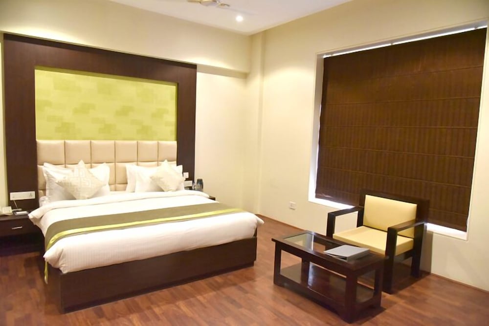 Rester Select - ITI Circle, Jodhpur