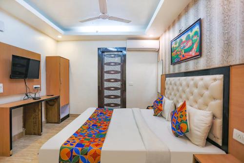 OYO Flagship 71969 HOTEL JOYSTICK