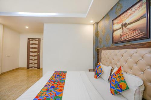 OYO Flagship 71969 HOTEL JOYSTICK