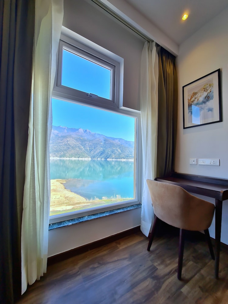 Hotel Le ROI Lake View, Koti