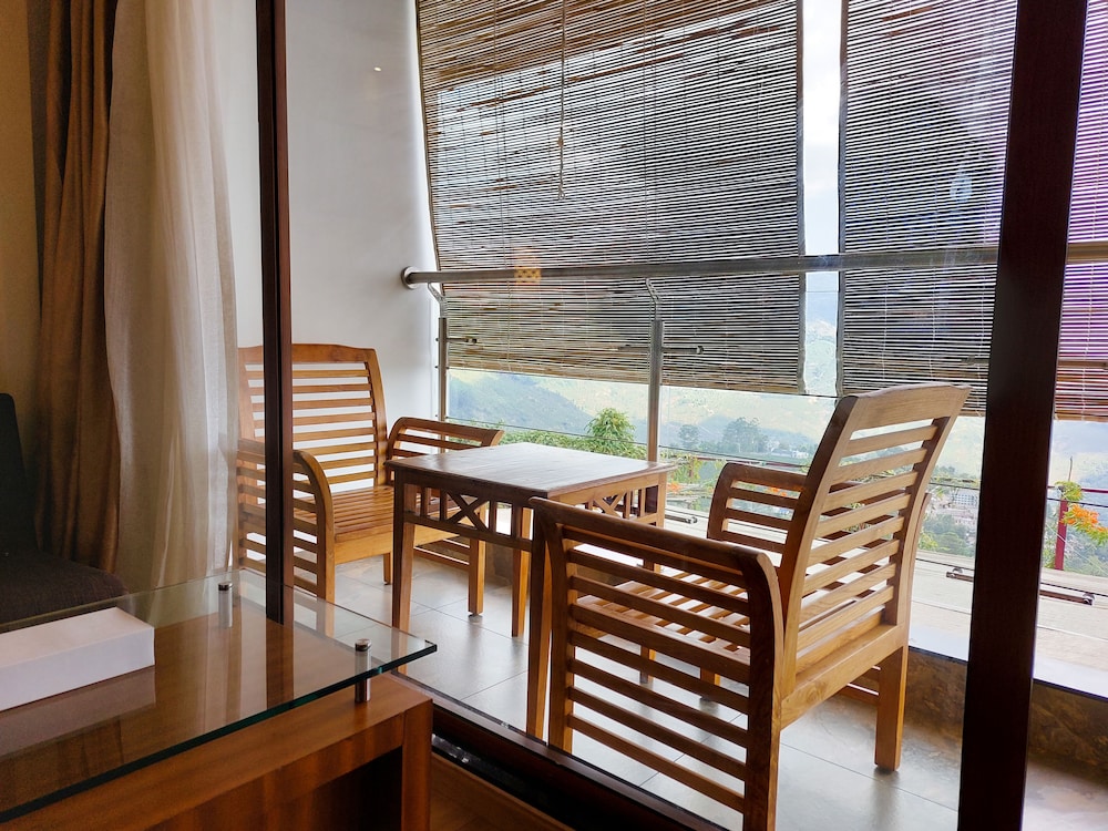 Amber Dale Luxury Hotel & Spa, Munnar