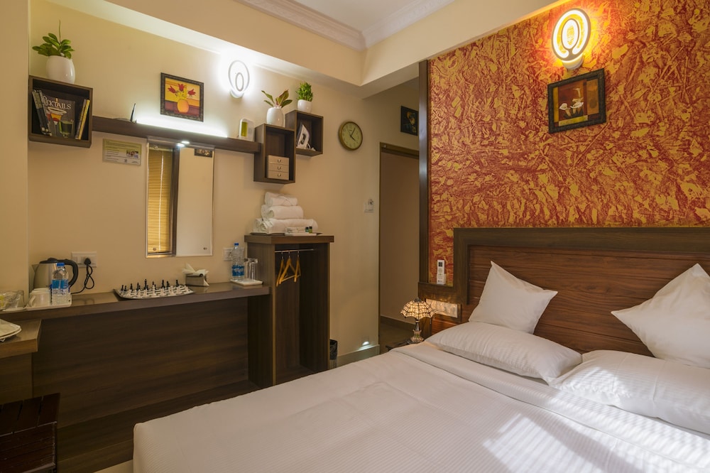 Blue bell airport hotel