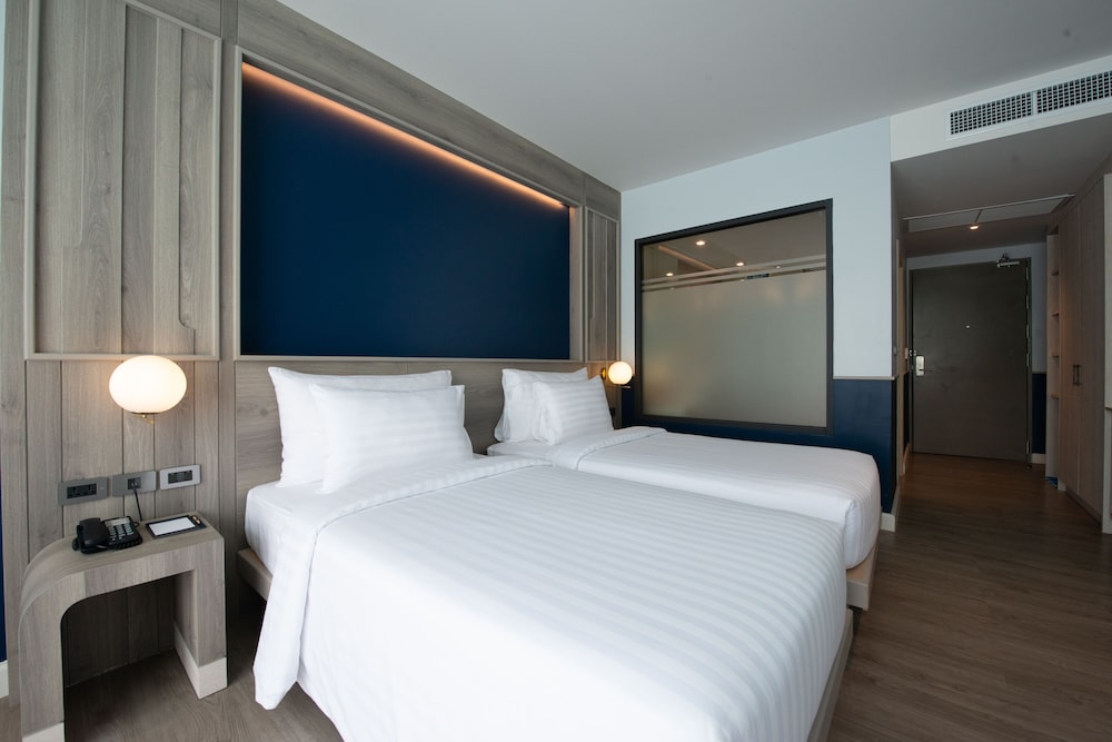Seabed Grand Hotel Phuket