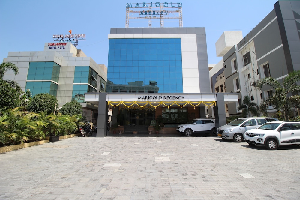 Marigold  - Newly Renovated Hotel