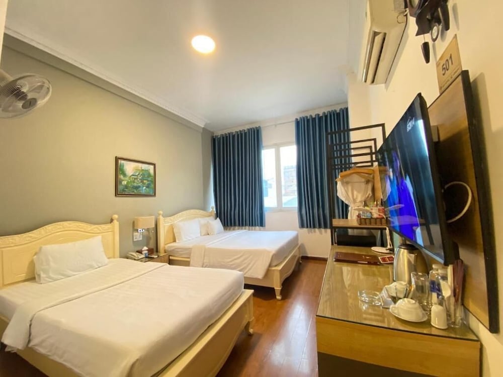 A25 Hotel - 35 Mac Thi Buoi