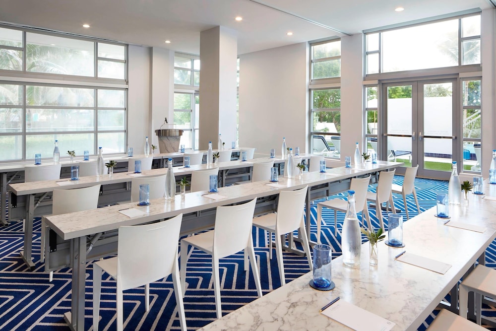 Cadillac Hotel & Beach Club, Autograph Collection
