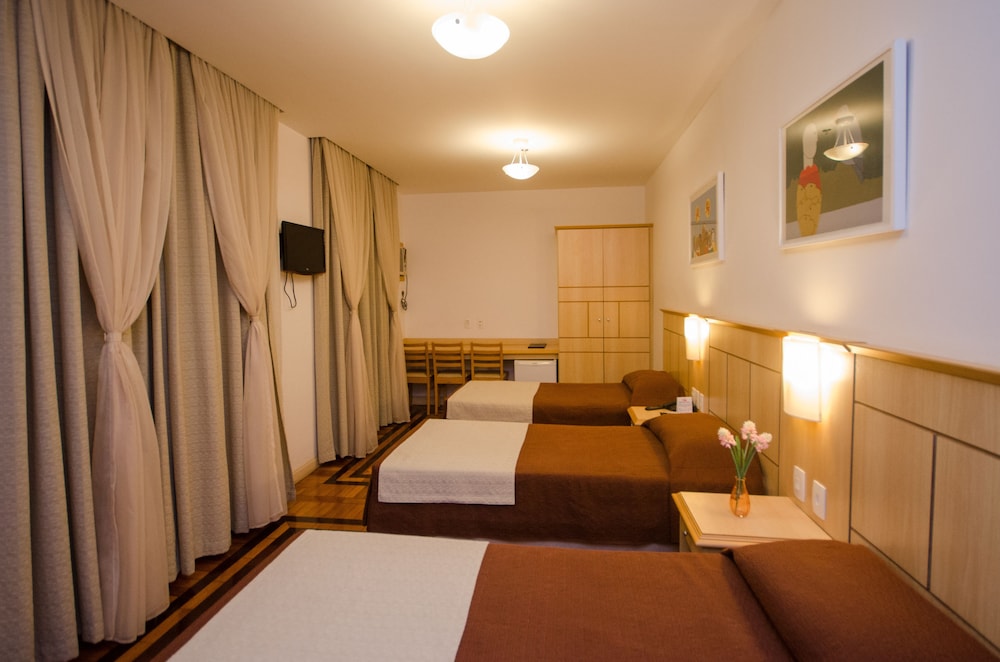Hotel Monte Alegre