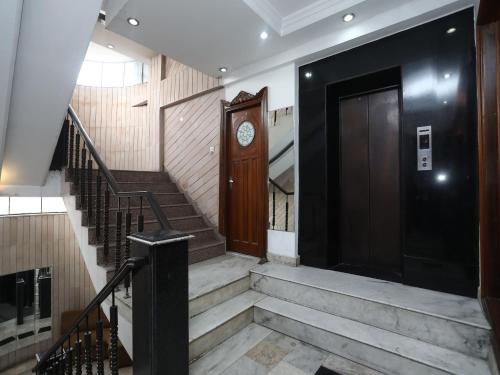HOTEL YADU RESIDENCY