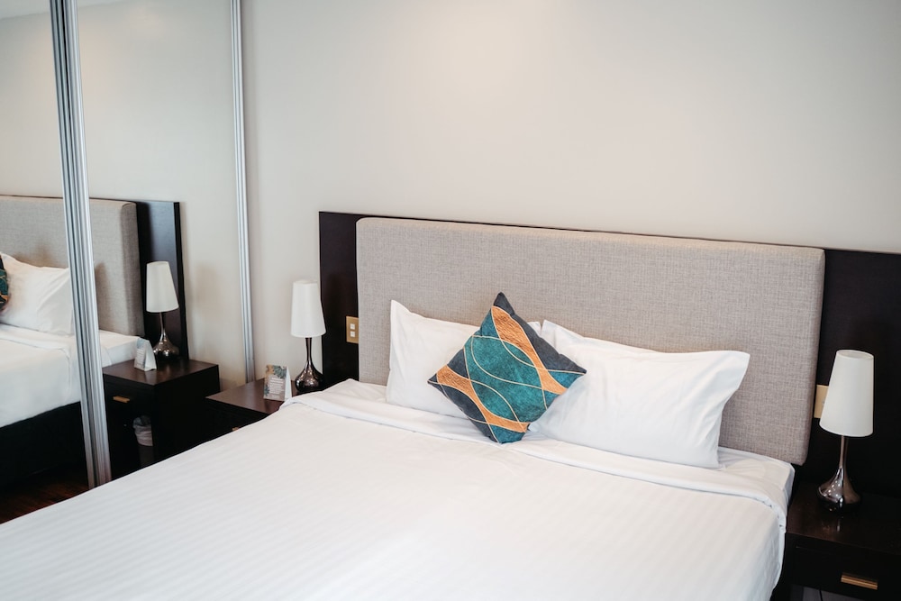Auckland City Hotel
