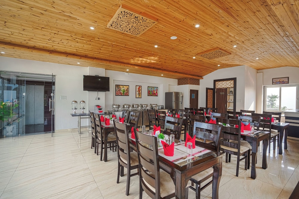 Aliza Inn And Suites By SRS Hotels