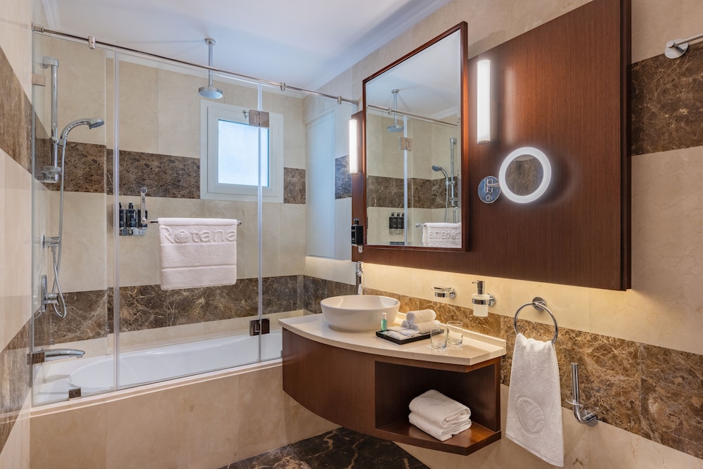 Riviera Rayhaan by Rotana Doha