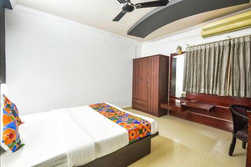 Aston Service Apartment