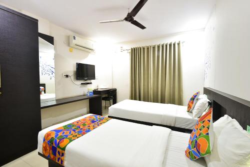Aston Service Apartment