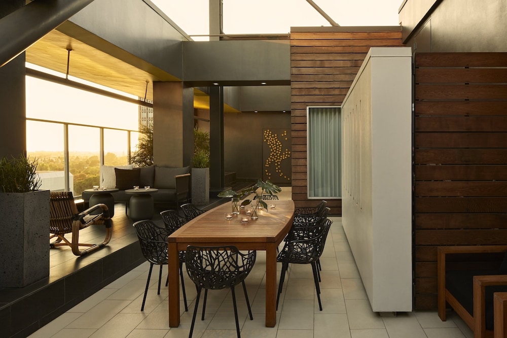 Kimpton Hotel Wilshire by IHG