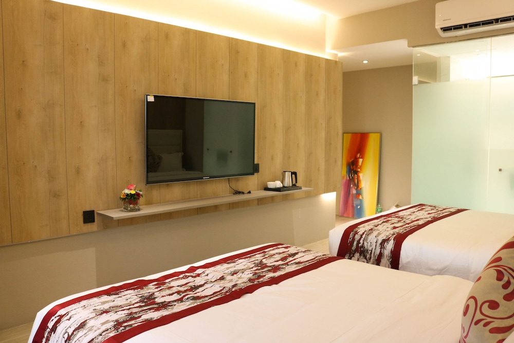 Red Hotel Cubao, Quezon City