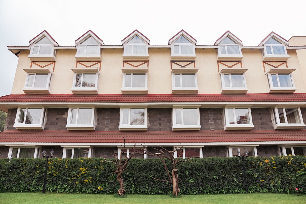 THE MIDLAND HOTEL