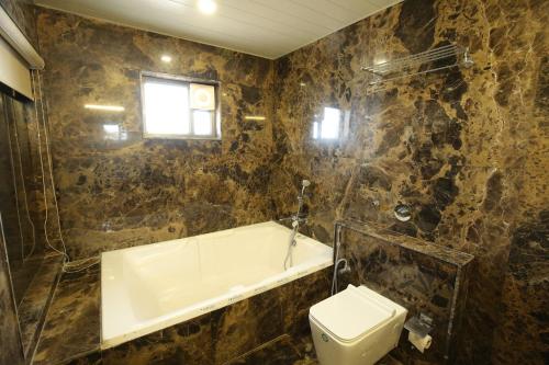  Hotel Keshwara's Residency