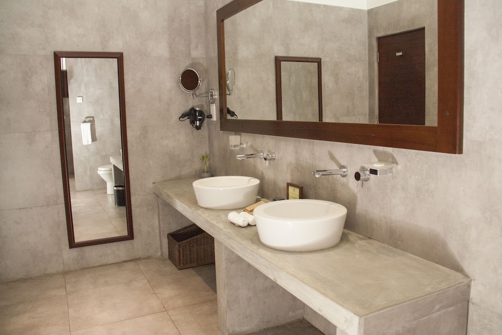 Colombo Court Hotel & Spa