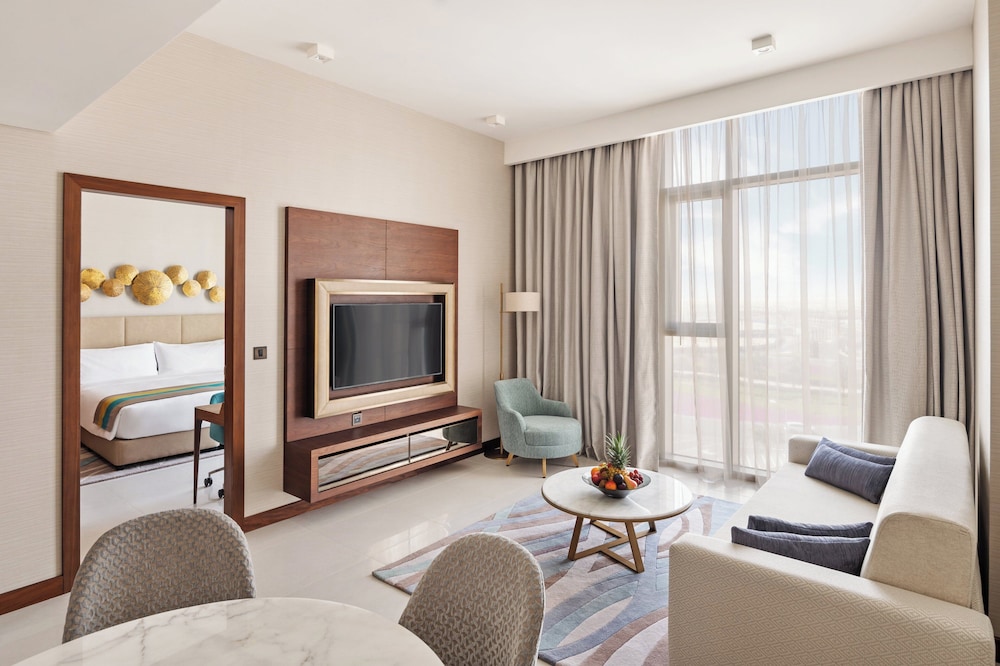 Holiday Inn Dubai Al-Maktoum Airport by IHG