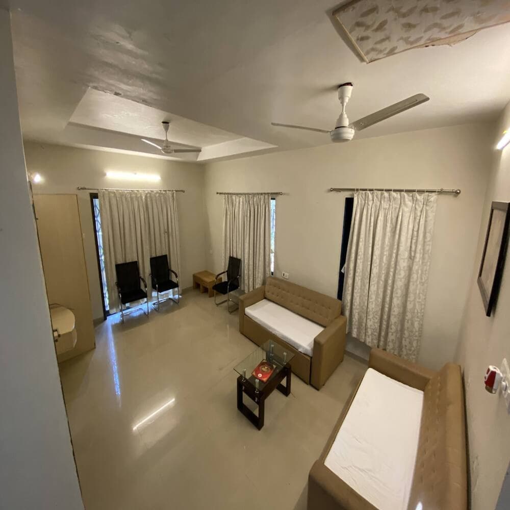 Aron Resort Lonavala Near Old Mumbai Pune Highway