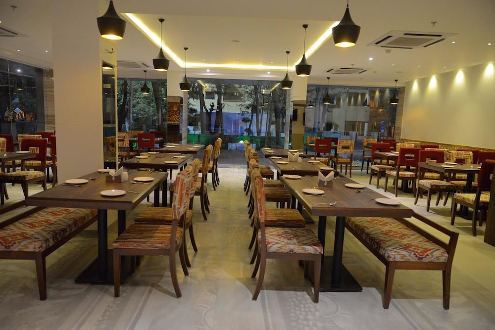 Bhagwati Park by Mango Hotels