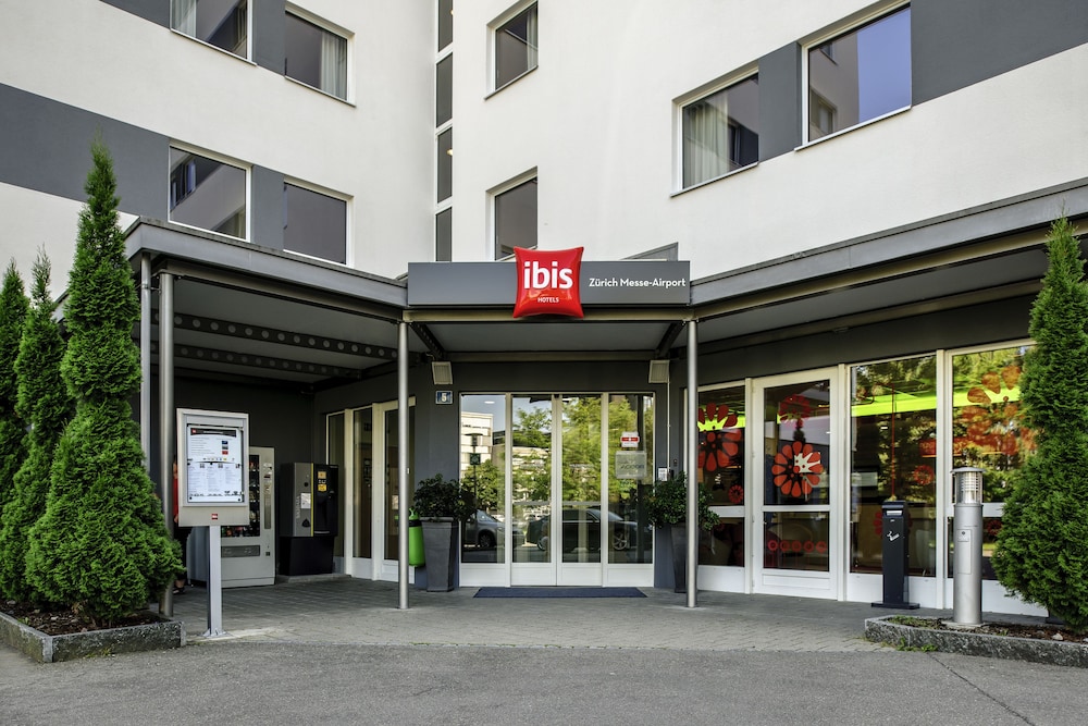 ibis Zurich Messe-Airport