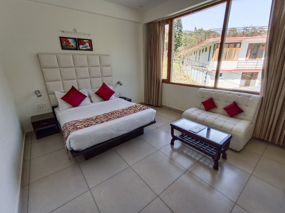 Hotel Oasis Kullu Manali