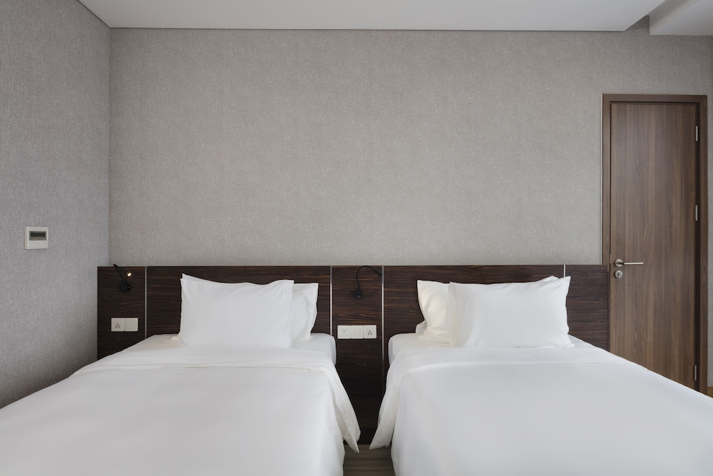 Emerald Bay Hotel & Spa Nha Trang