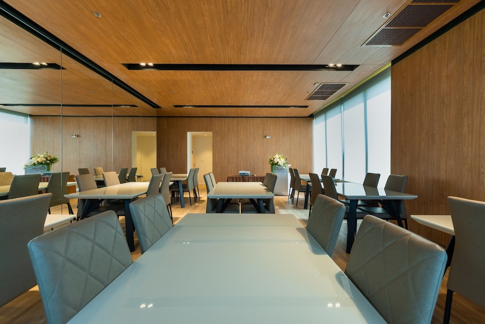 SureStay by Best Western Bangkok Ramintra