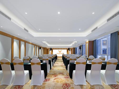Vienna International Hotel