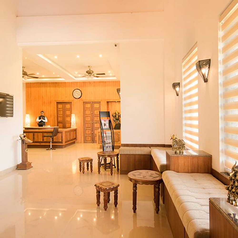  Indeevara Luxury Resort and Spa