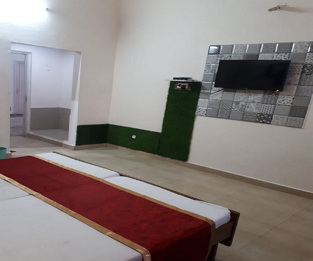 Hotel Ishan