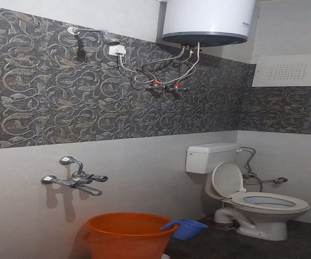 Hotel Ishan