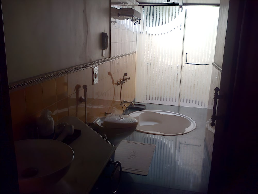 The Leela Kovalam, a Raviz Hotel