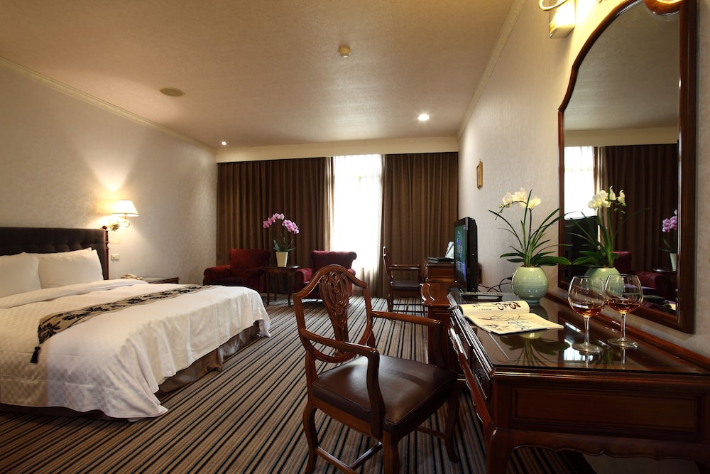 Chia Shih Pao Hotel