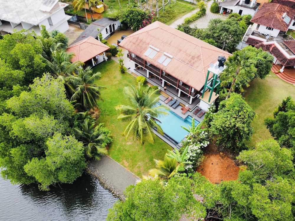 Lagoon Bentota