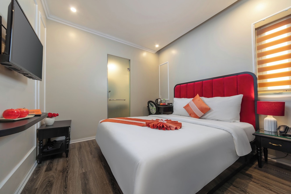 Tu Linh Palace Hotel