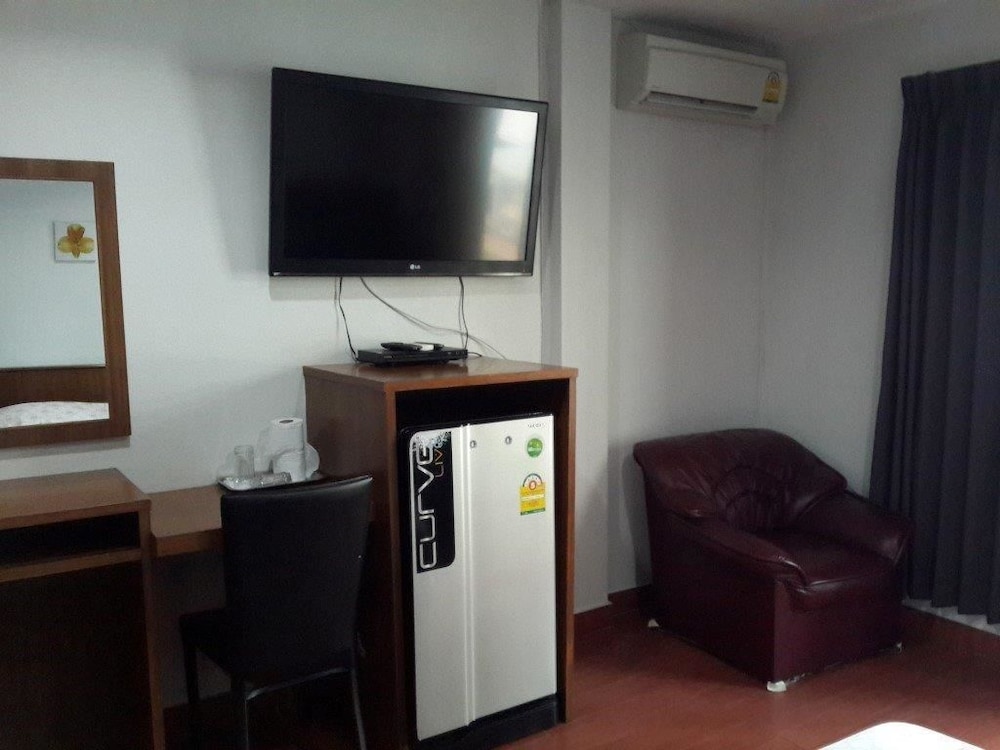 Orchid Inn