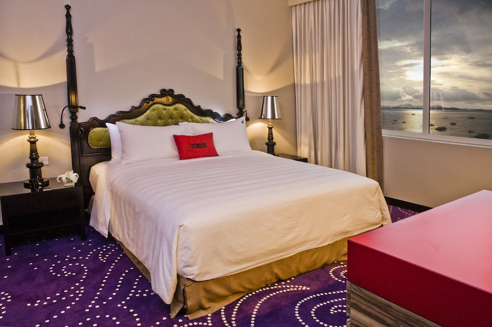 Hard Rock Hotel Pattaya