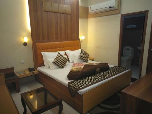HOTEL SANDHUZ RESIDENCY 