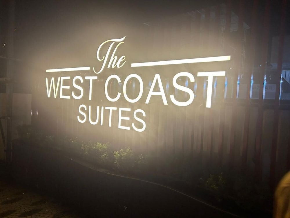Hotel The West Coast      