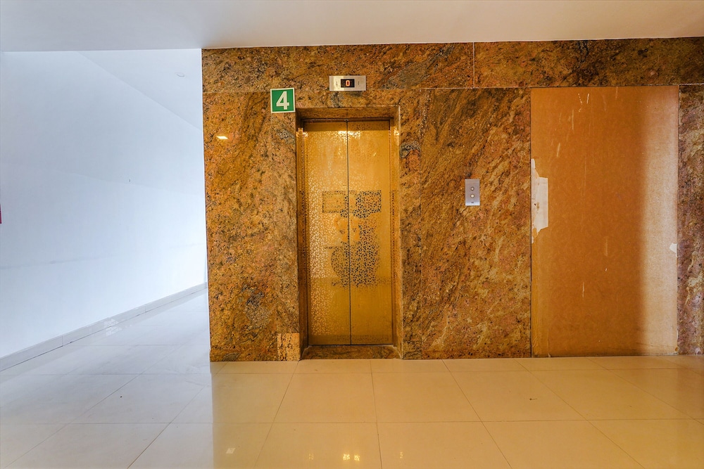 Fabhotel Chris