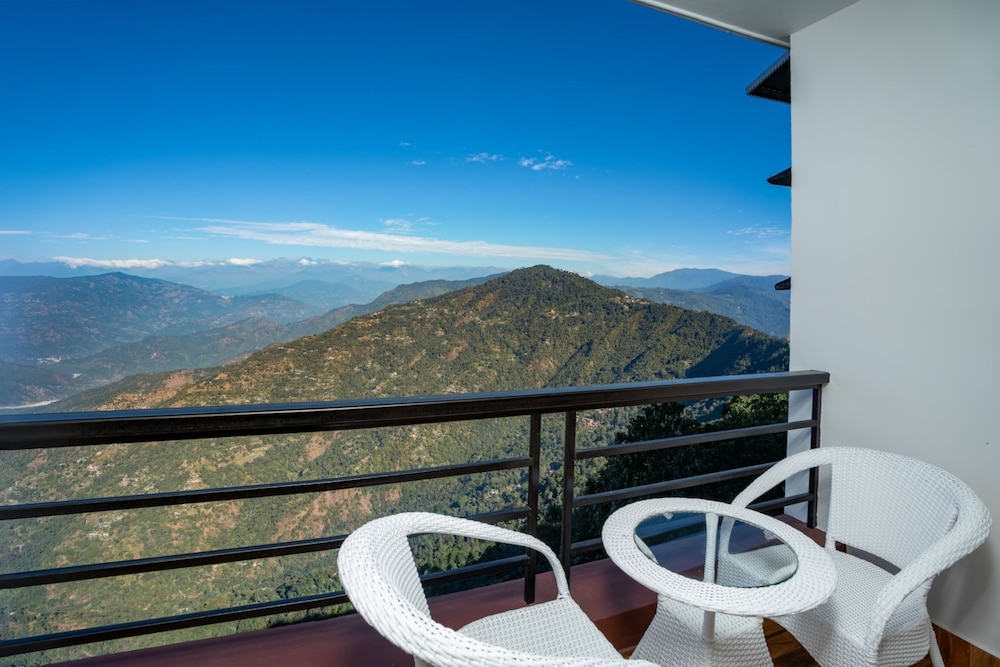 Summit Sherpa Mountain Hotel & Spa
