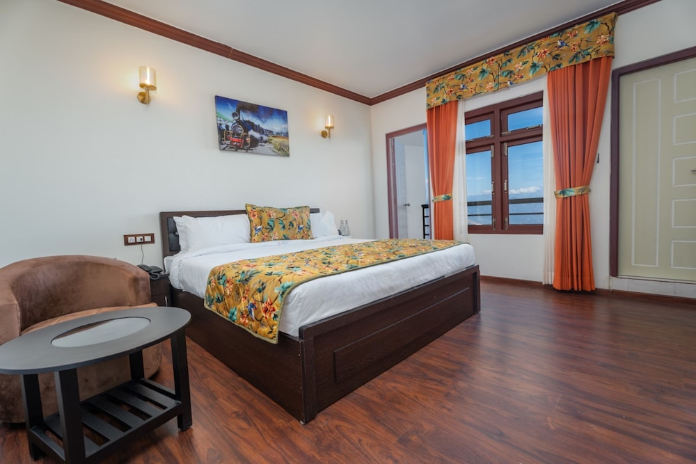 Summit Sherpa Mountain Hotel & Spa
