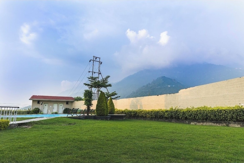 Hotel Asia Vaishnodevi by Geetanjali Group of Hotels