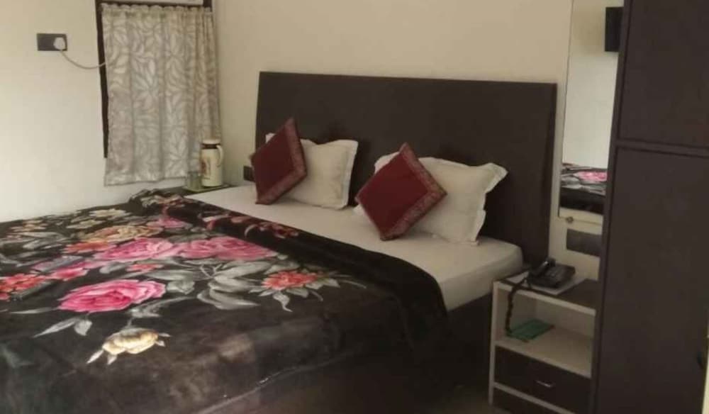 Hotel Prakash Palace