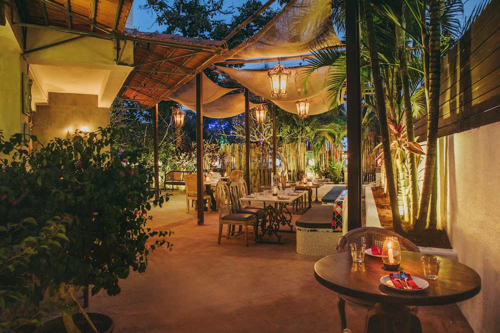 Living Room Boutique Hotel by Seasons