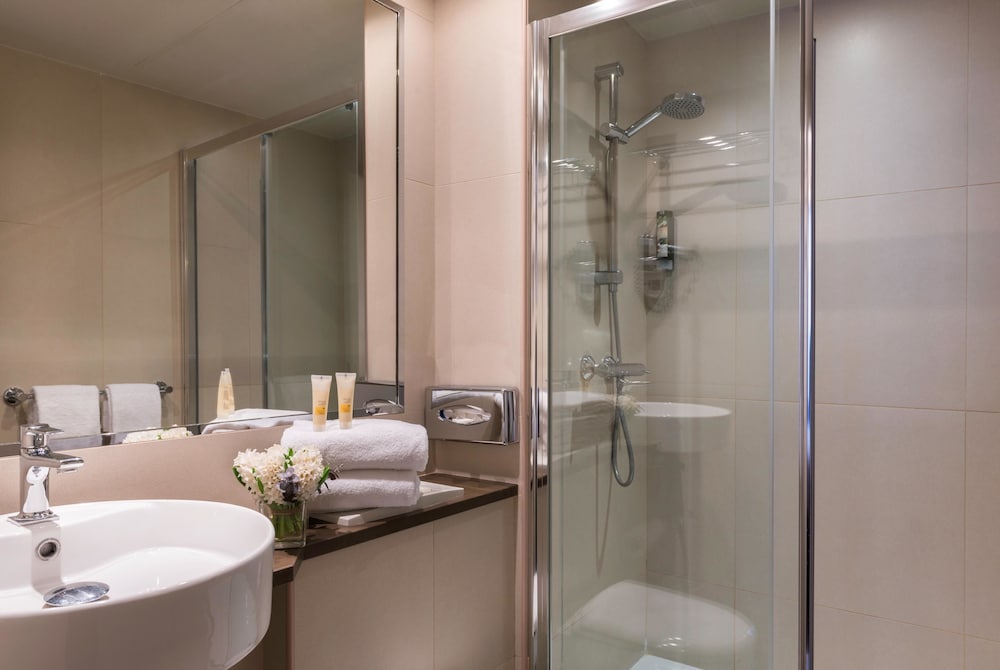 Hôtel de Neuve Le Marais by Happyculture